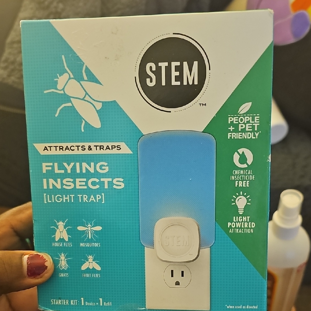 STEM Blue and White Insect Trap